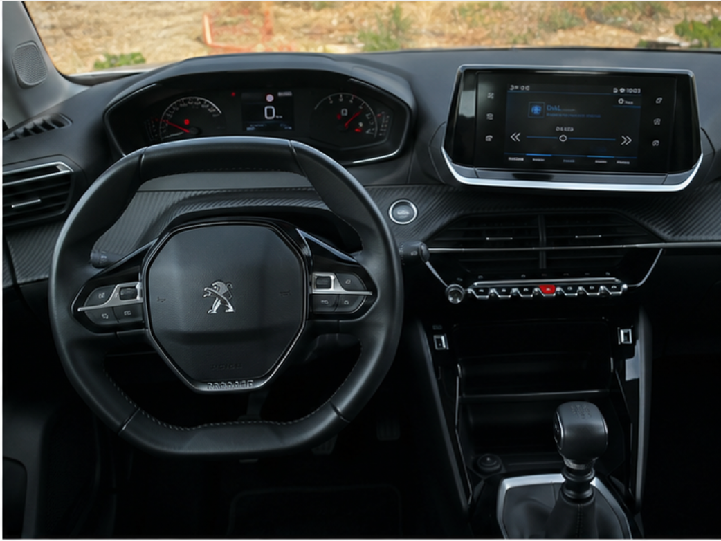 Volante y pantalla Peugeot 2008 Allure Pack